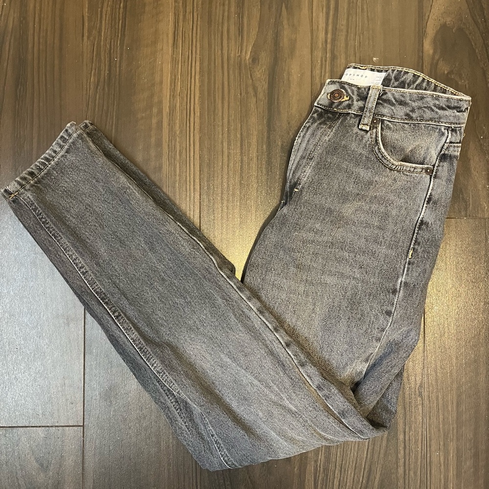 never worn topshop black washed mom jeans